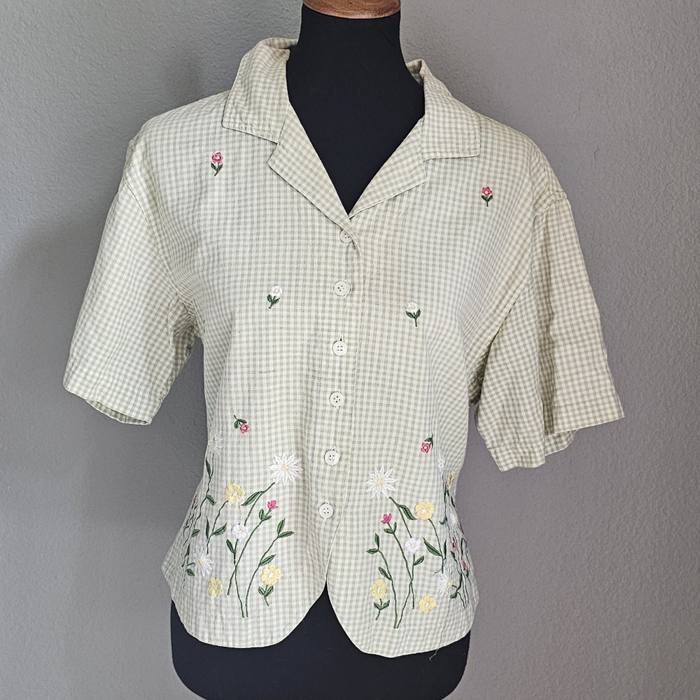 Floral Embroidered Checkered Blouse Vintage